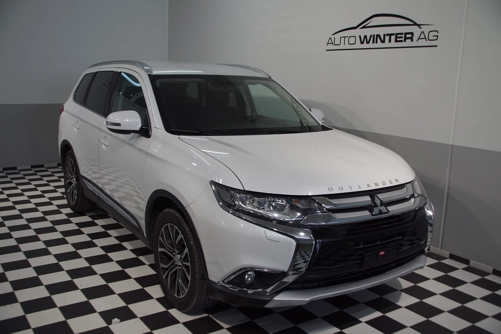 Mitsubishi Outlander 2.2 DID 4WD Automatic