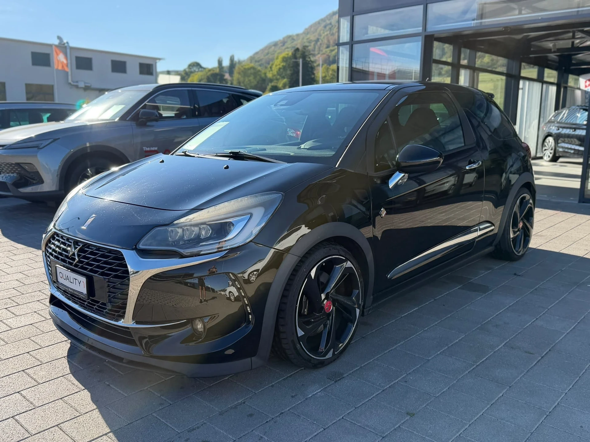 DS Automobiles DS3 DS 3 1.6 THP Performance Black Spezial