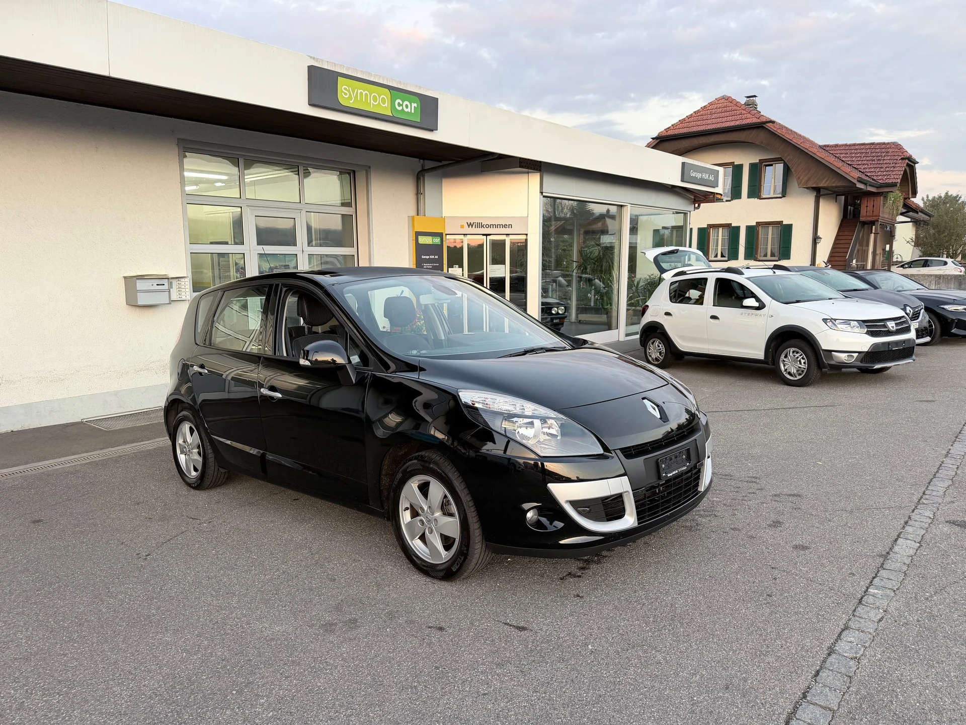 Renault Scénic 2.0 16V Dynamique X-Tronic CVT+++ANHÄNGERKUPPLUNG+++