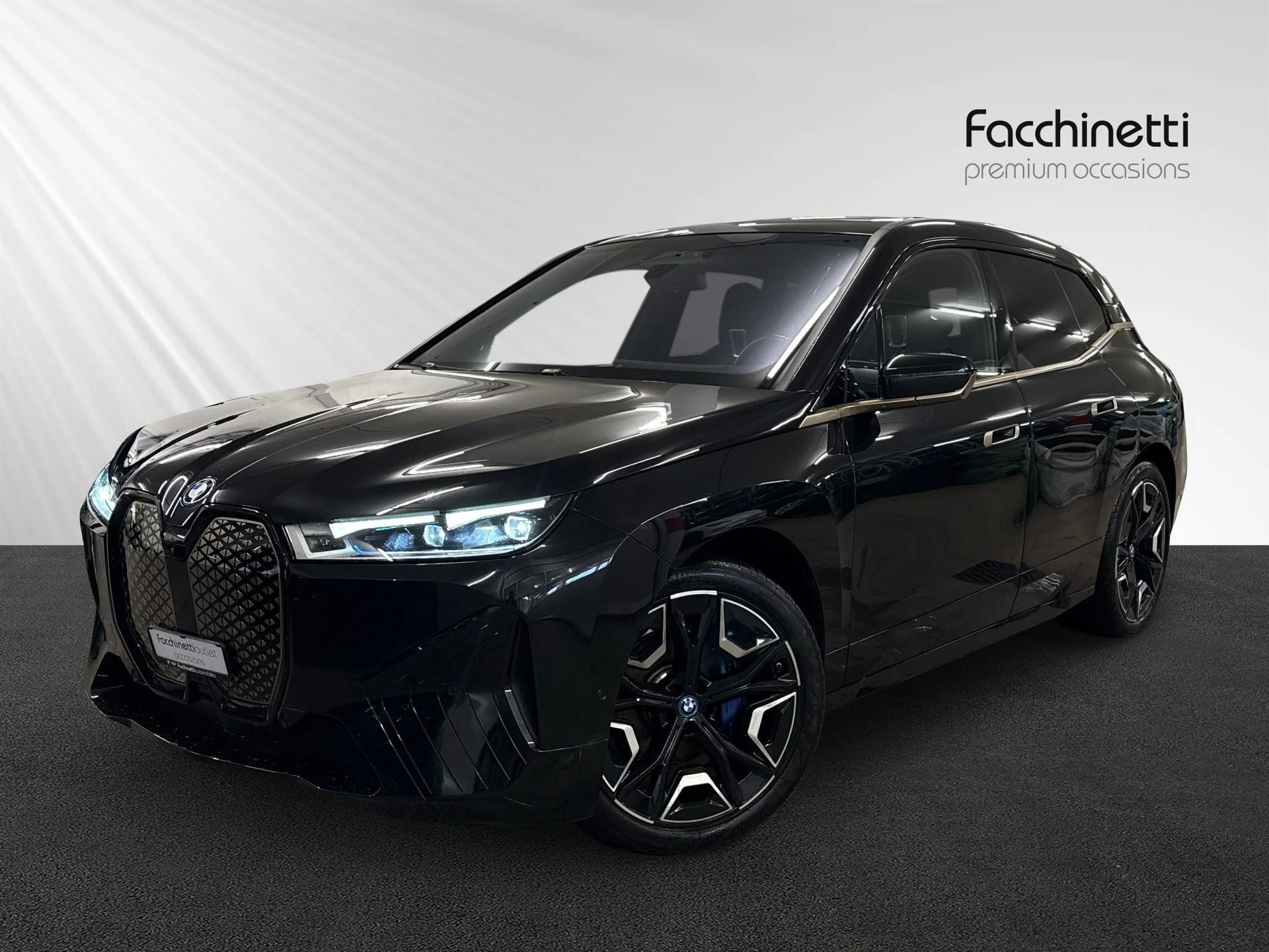 BMW iX