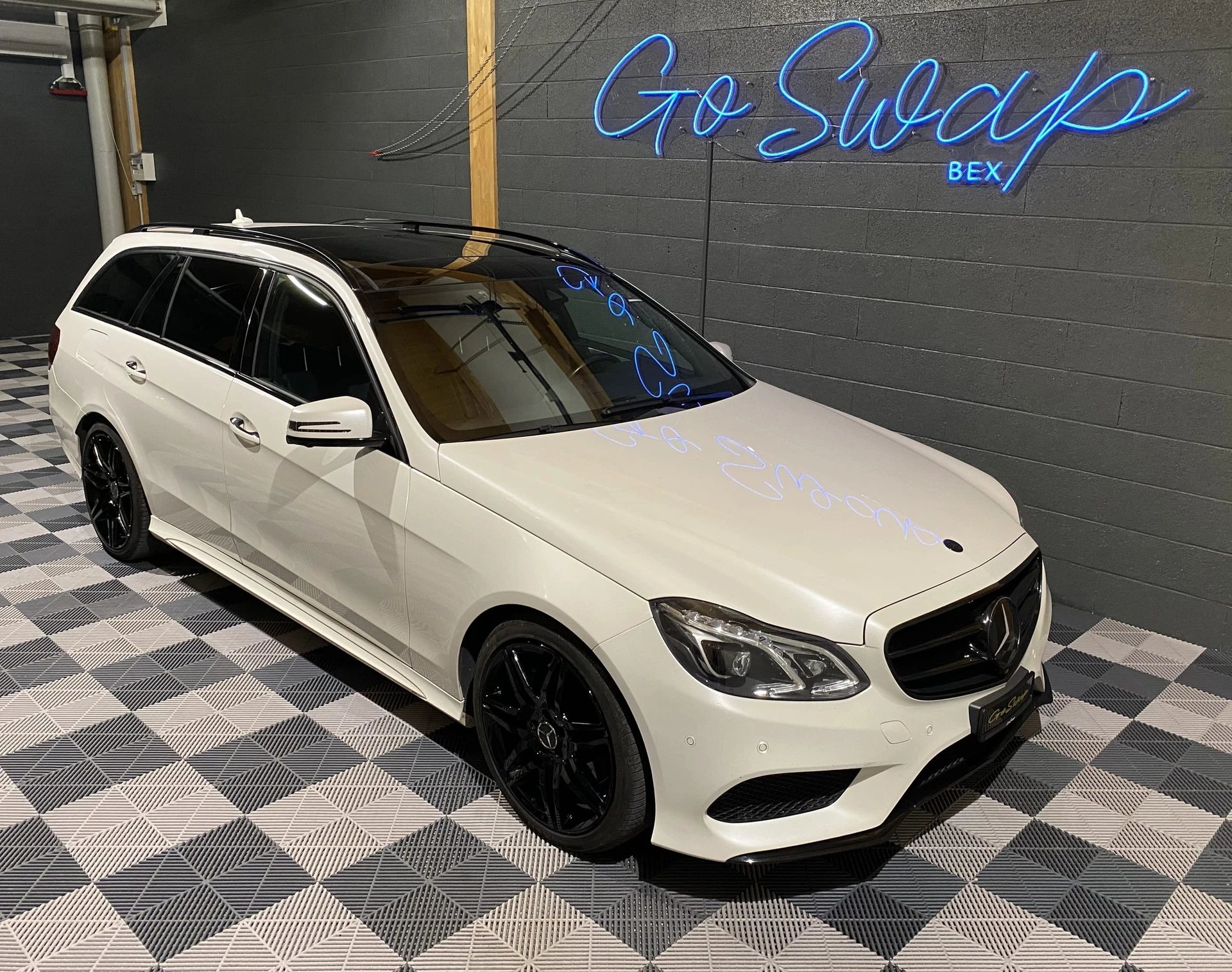 Mercedes-Benz E-Klasse E 350 BlueTEC AMG Line 4Matic 7G-Tronic