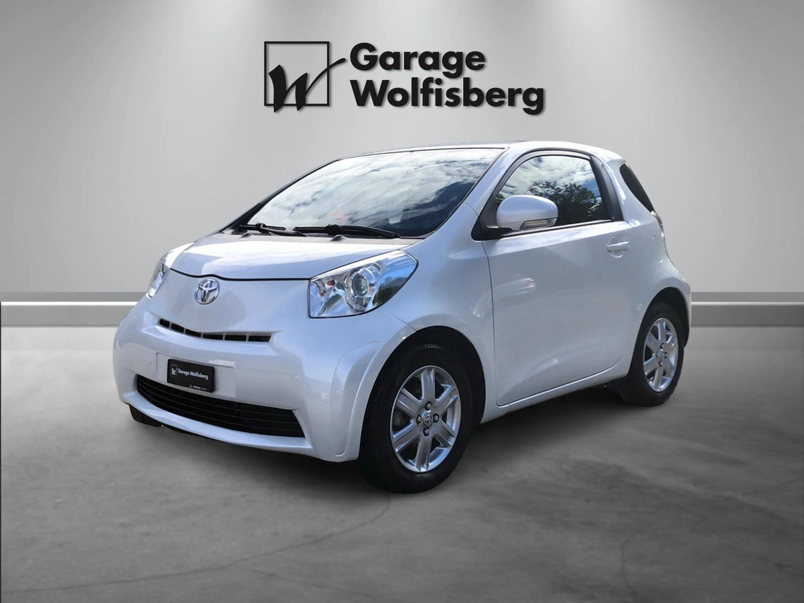 Toyota iQ