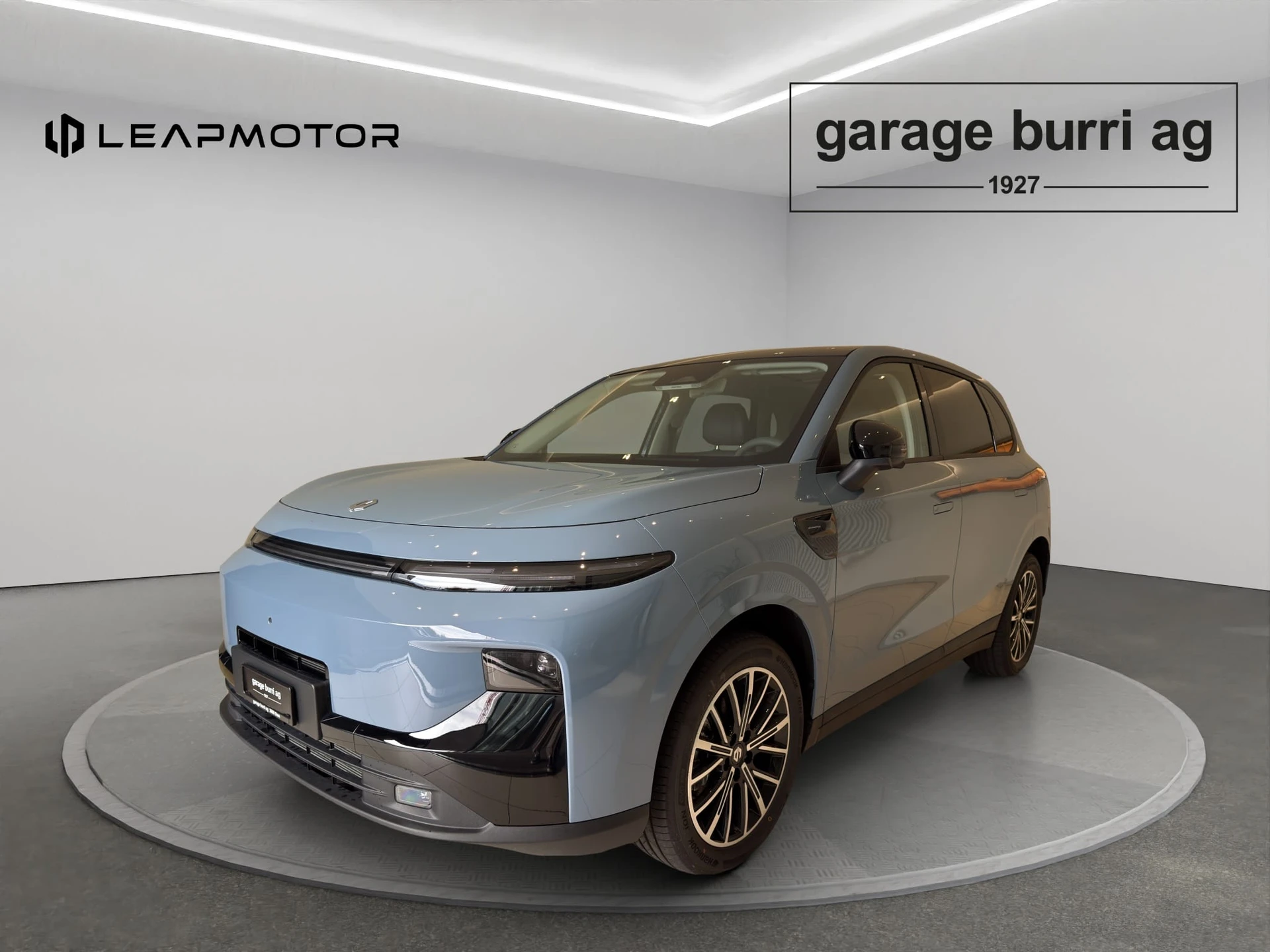 Leapmotor B10