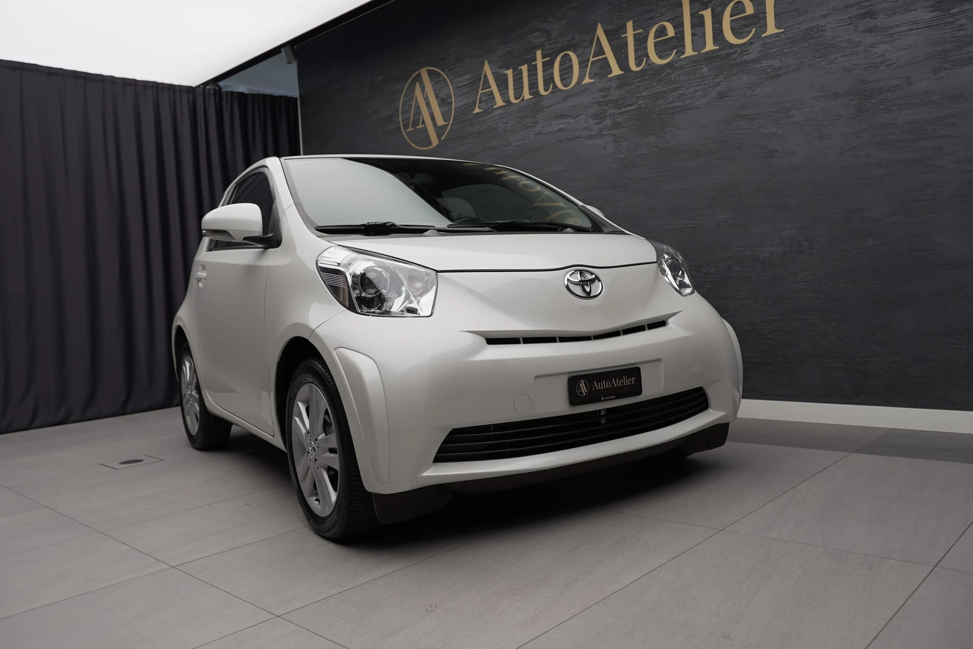 Toyota iQ 1.33 Dual VVT-i Linea Luna Multidrive