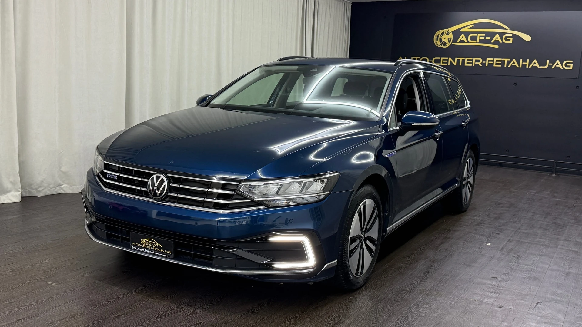 VW Passat