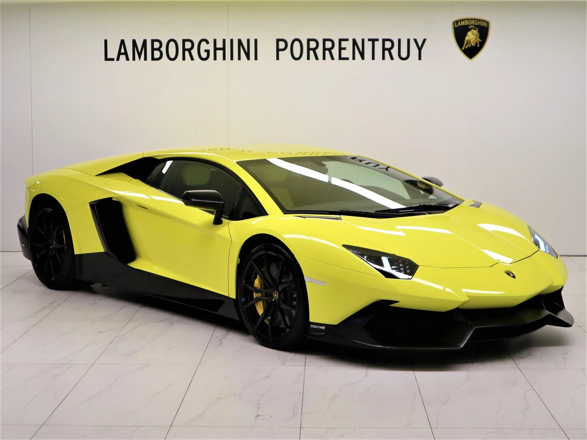 Lamborghini Aventador
