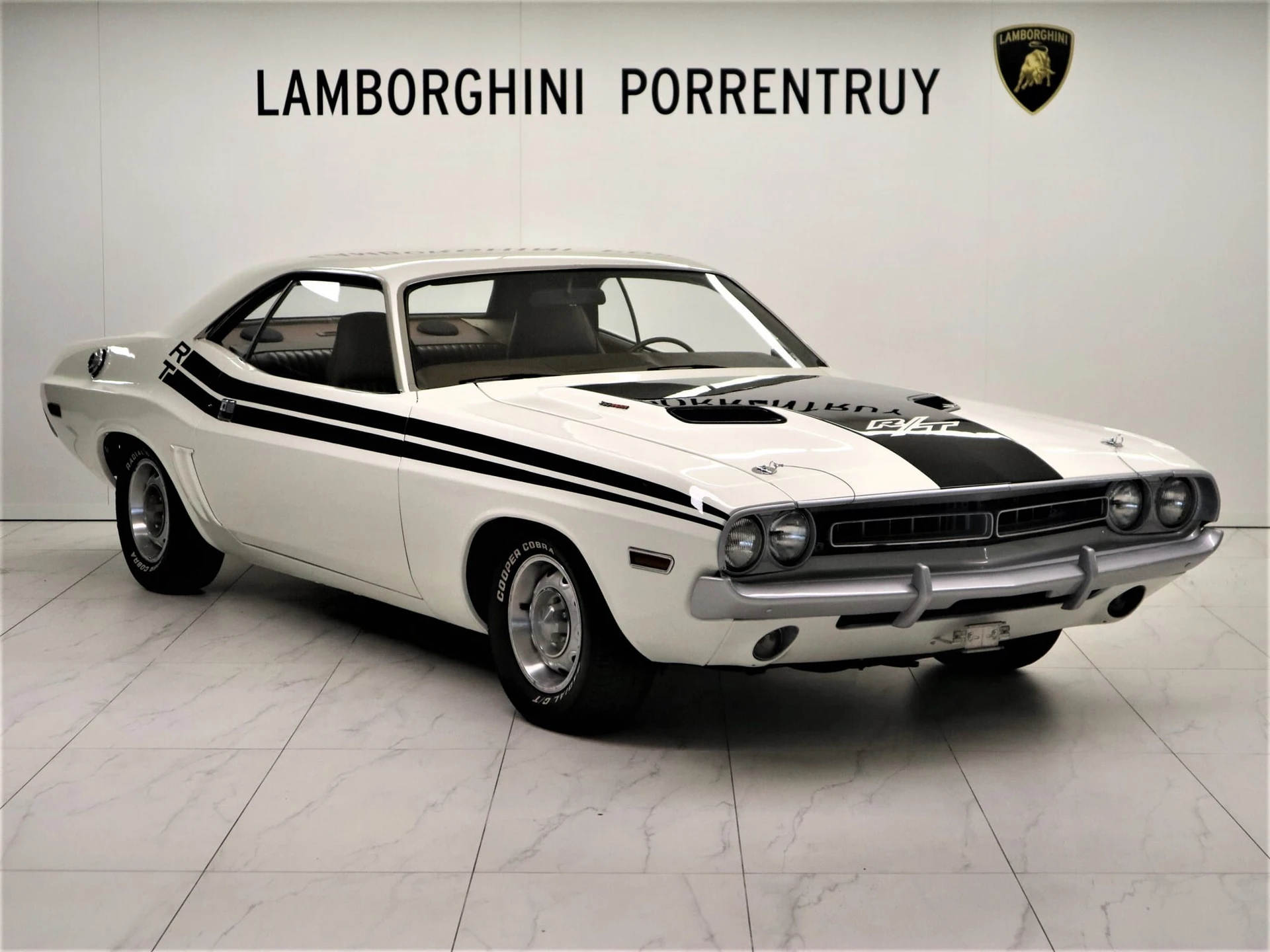 Dodge Challenger