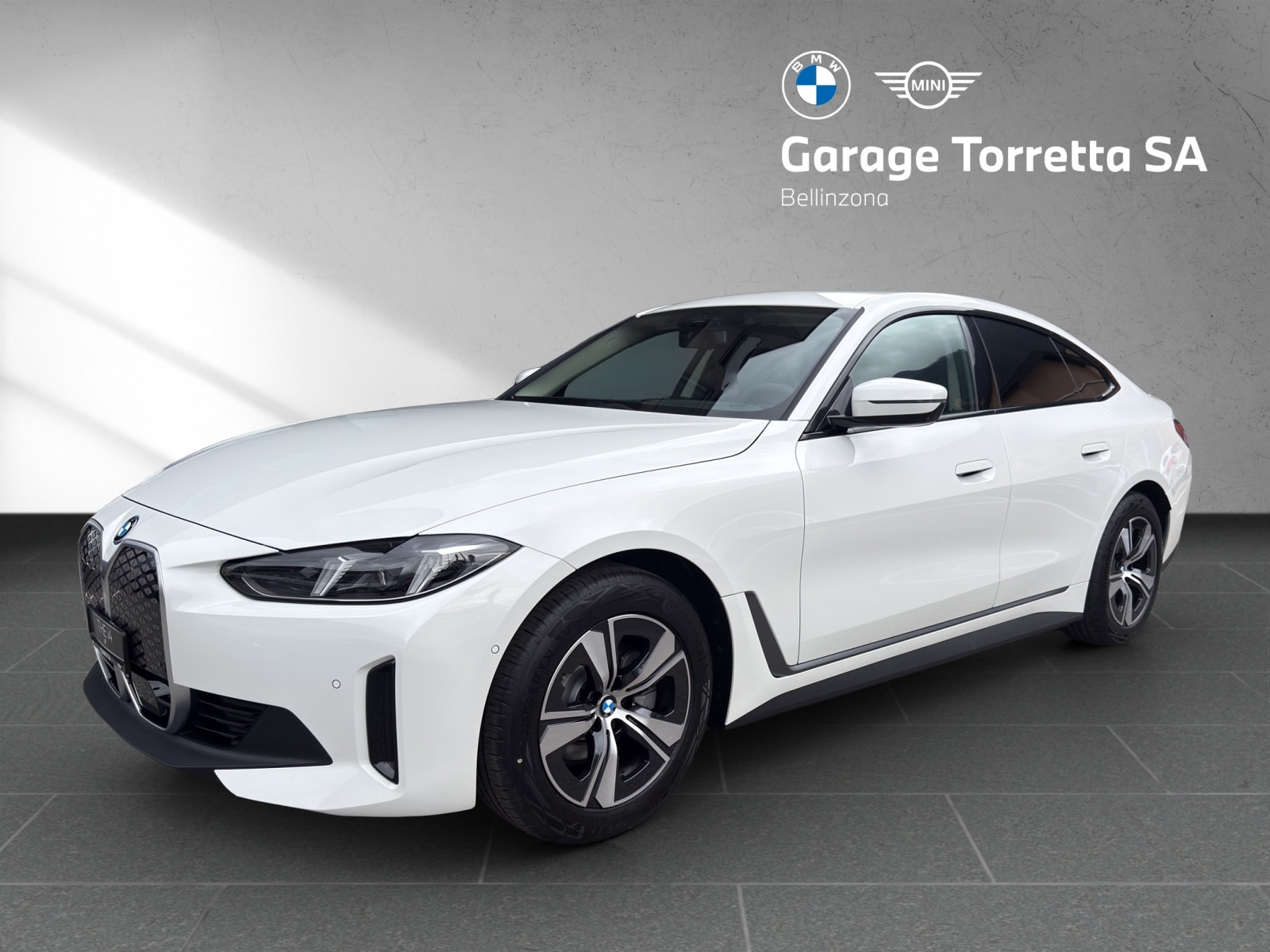 BMW i4